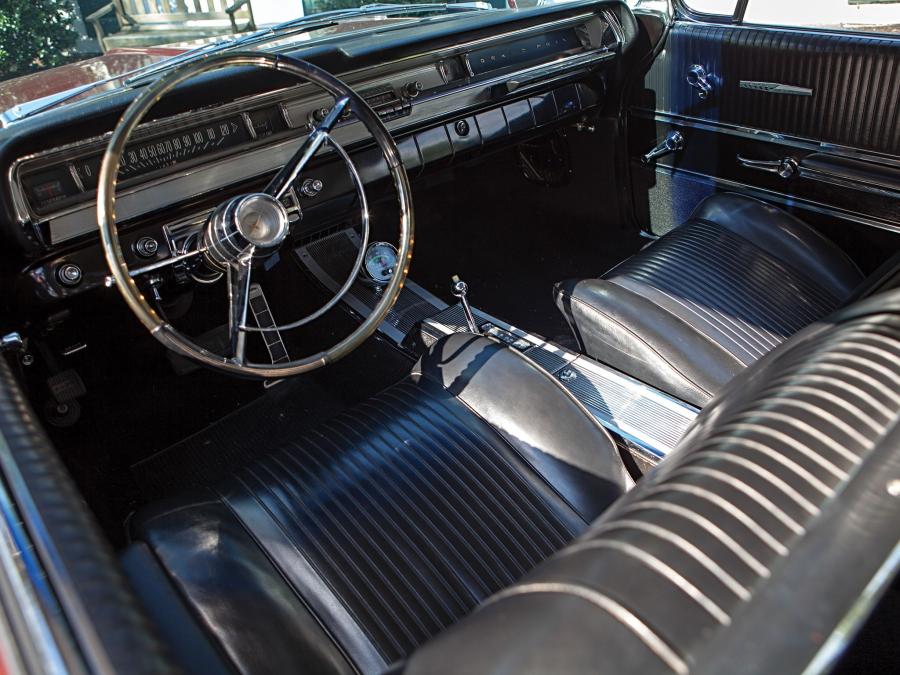  Pontiac Grand Prix 1962 года  (фото 8 из 17)